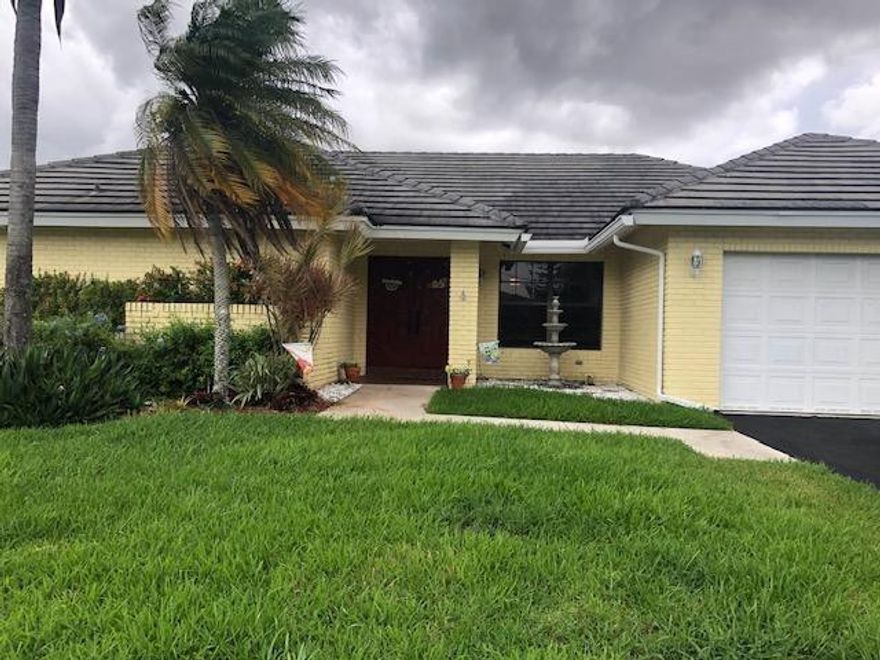 HOME IS LOCATED IN BEAUTIFUL AREA OF SHENANDOAH GREAT FOR FAMILY LOW MAINTENCE FEE COMMUINTY PARK, EASY ACCESS TO HIGHWAYS . 4 BEDROOMS 2 BATHS SUNKEN TUB AND SEPARATE SHOWER IN MASTER BATHROOM. LARGE WALK IN CLOSET, LIVING ROOM, DINING ROOM, FAMILY ROOM,  LARGE KITCHEN REDONE WITH ISLAND IN CENTER WITH ROOM FOR TABLE. NICE SIZE BACK YARD WITH YOUR OWN PRIVATE POOL.Showings begin 7/7/2021 Property will go fast.