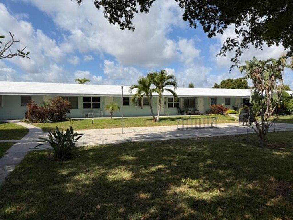 Photo of 3801 NE 22nd Terrace #12, Lighthouse Point, FL 33064 (MLS # R11168416)