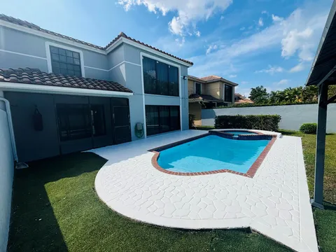 9016 Villa Portofino Circle, Boca Raton, FL MLS: R11074733