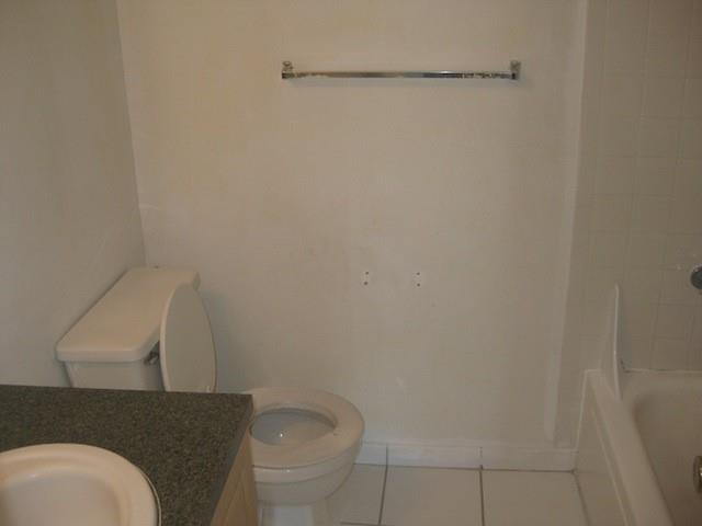 Newport Condominium - Residential Lease