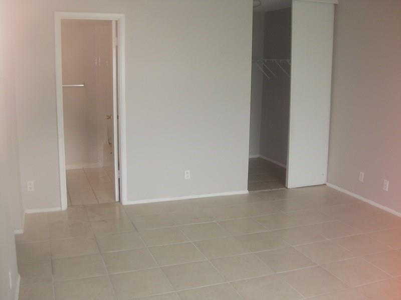Newport Condominium - Residential Lease