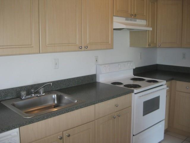 Newport Condominium - Residential Lease