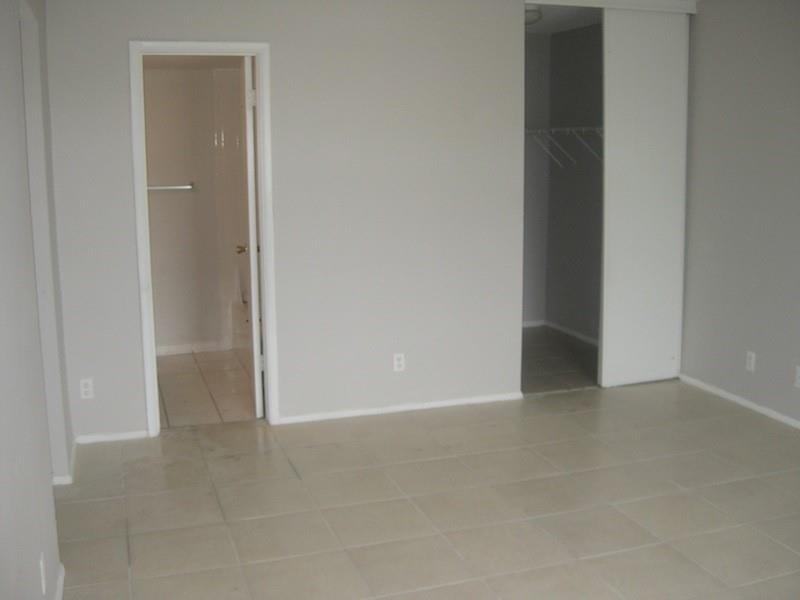 Newport Condominium - Residential Lease
