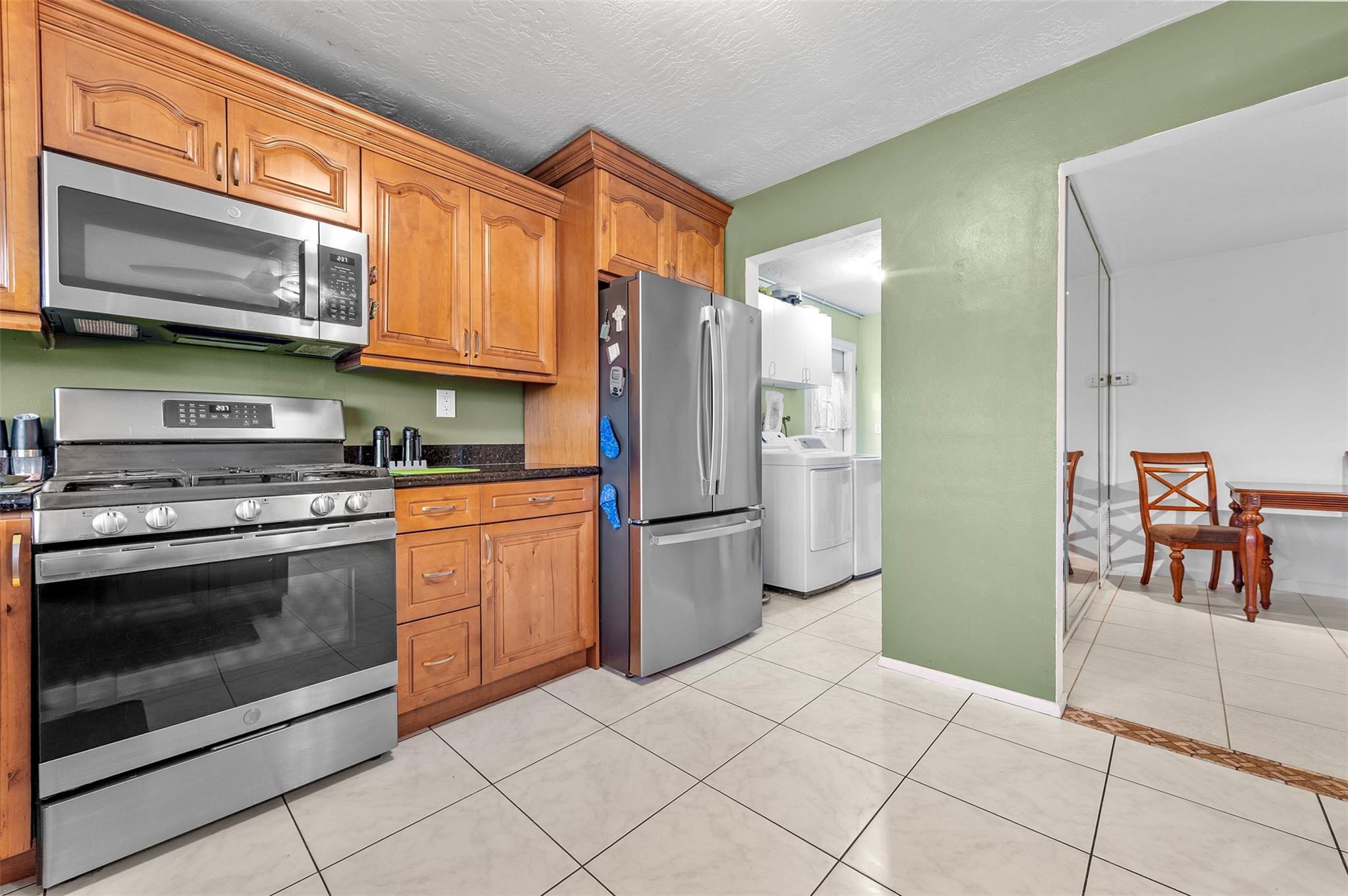 Sunrise Golf Village Sec - Residential