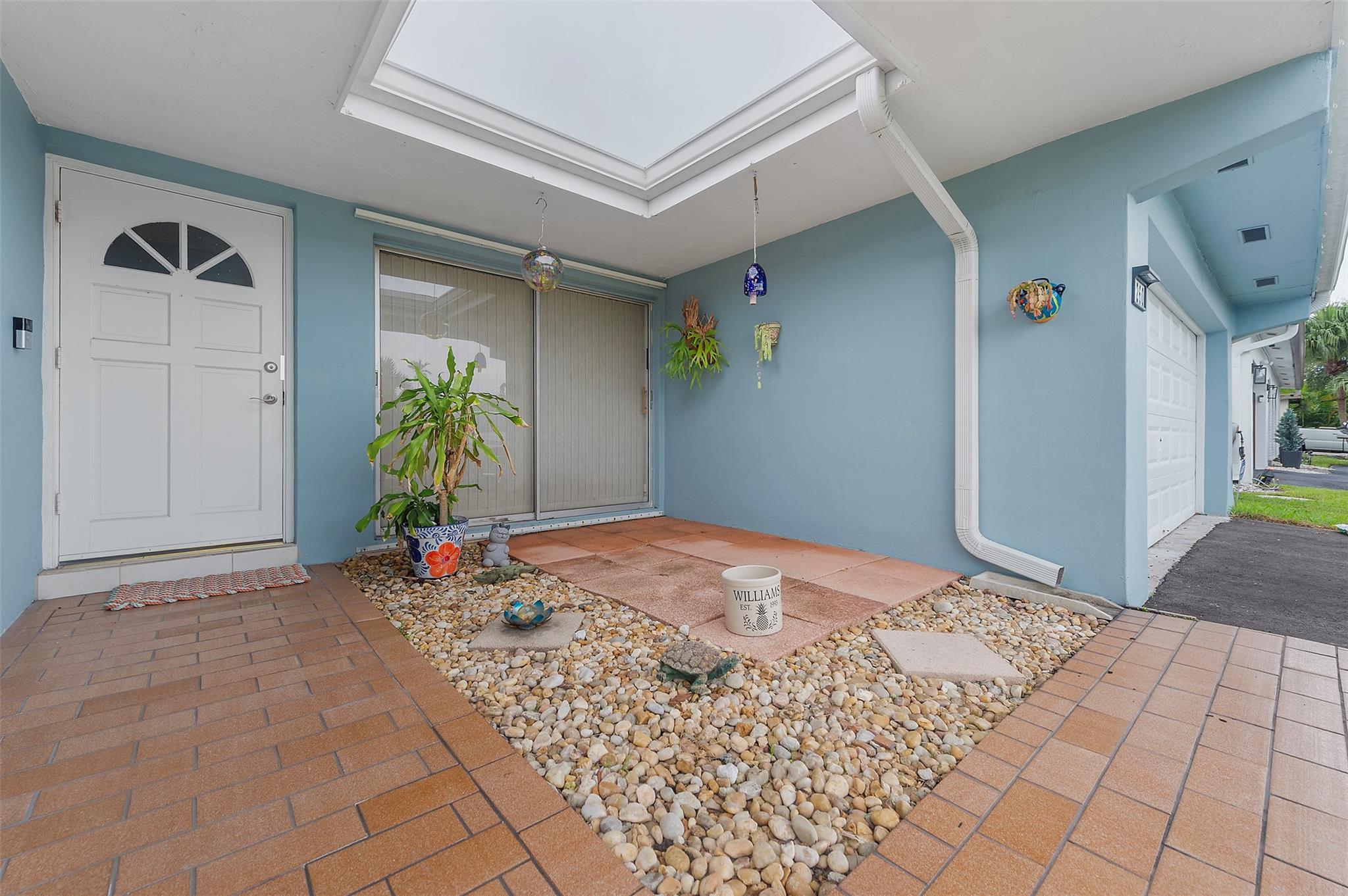 Sunrise Golf Village Sec - Residential