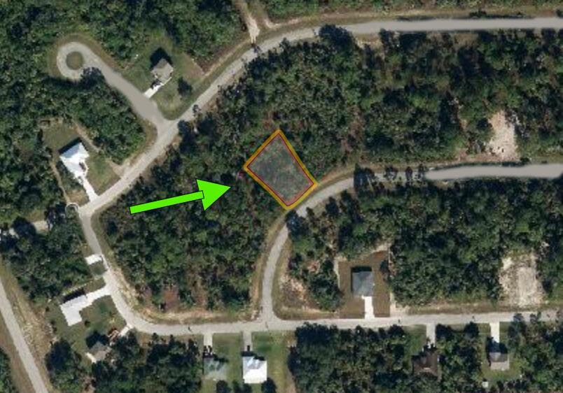 Looking for a piece of paradise in Florida? Look no further than this beautiful 0.25-acre land lot for sale in Labelle, Florida. The property is located in a quiet and peaceful neighborhood- perfect for anyone seeking a relaxed lifestyle.