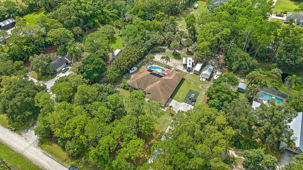 Photo of 12396 158th Court N, Jupiter, FL 33478 (MLS # R11015676)