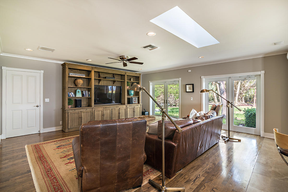 NORTH SHORE TERRACE 1 - Residential