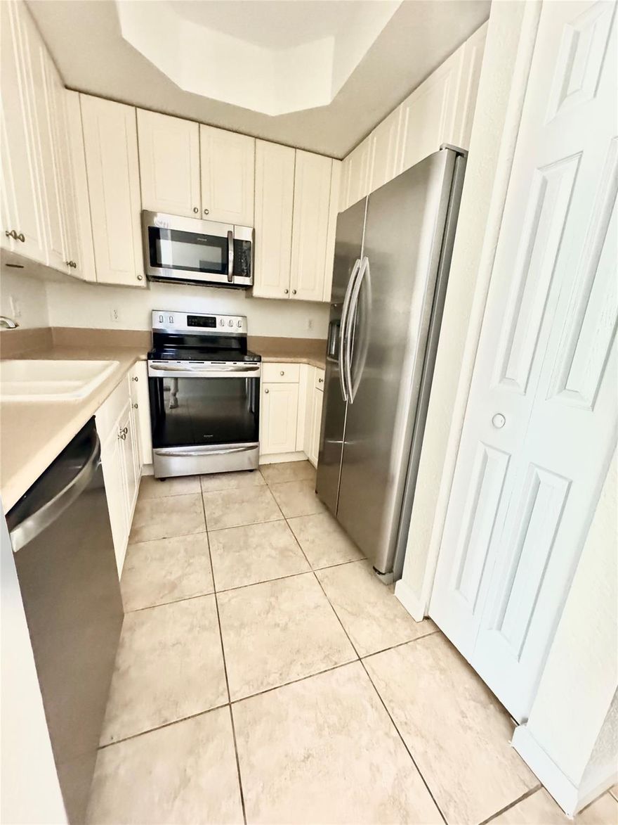 Welcome to The Links at Emerald Dunes, the perfect place to call home. This charming 3-bedroom, 2.5-bathroom townhome has been thoughtfully updated with fresh paint and upgrades, offering comfort and style in a family-friendly community. Bedrooms upstairs and the convenience of an in-unit washer and dryer. Relax on your private porch, the perfect spot for a morning coffee or evening unwind. With a pool, jogging trail, and playground, there’s something for everyone. Plus, with 2 assigned parking spaces, parking is never a hassle. 600 credit score and 3x rent required. First month + 2 months security deposit.