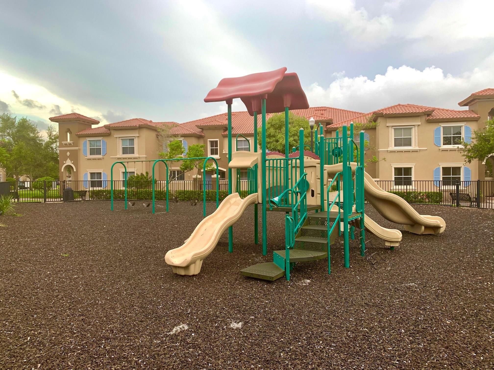 Links at Emerald Dunes - Residential Lease