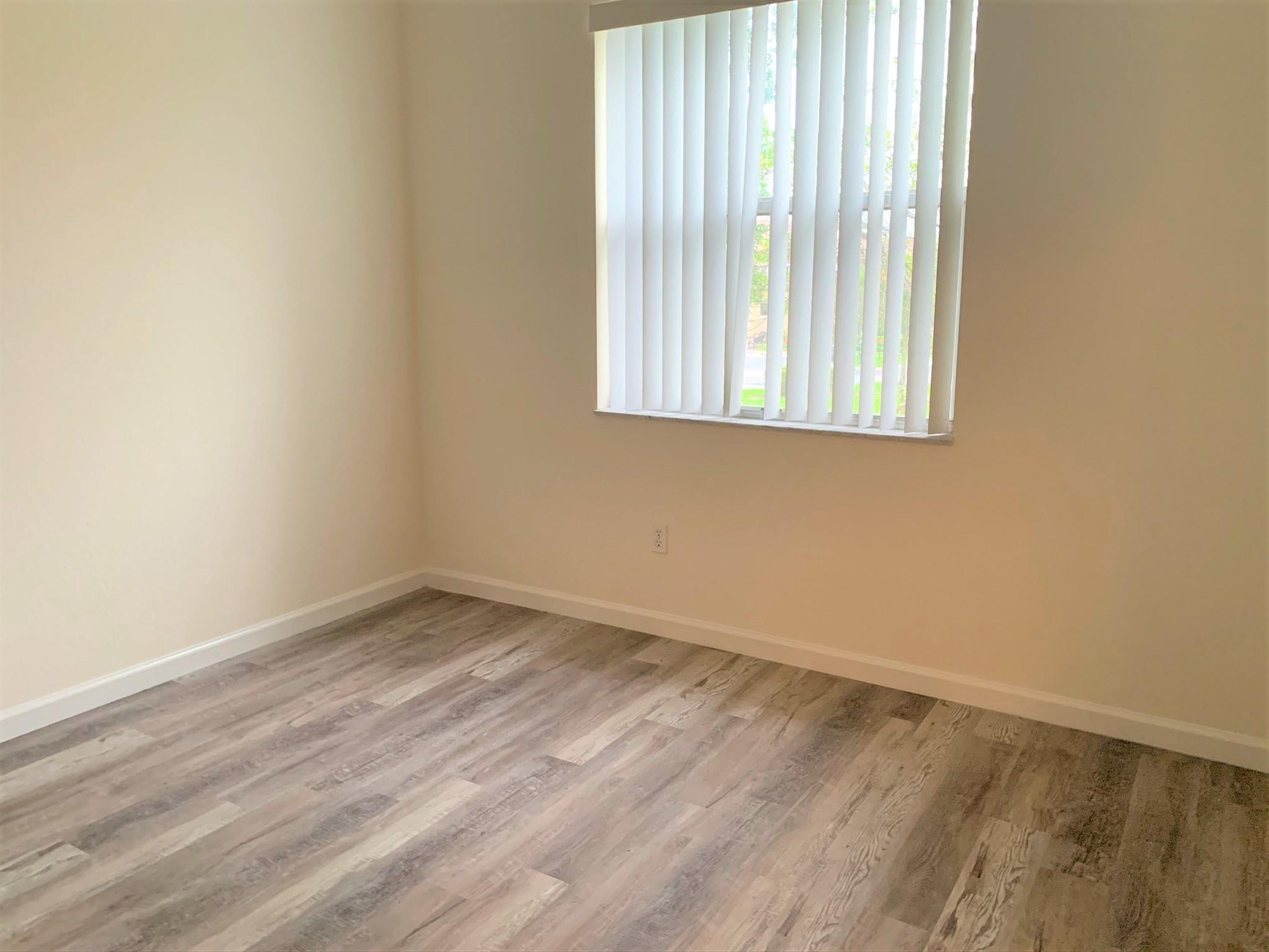 Links at Emerald Dunes - Residential Lease