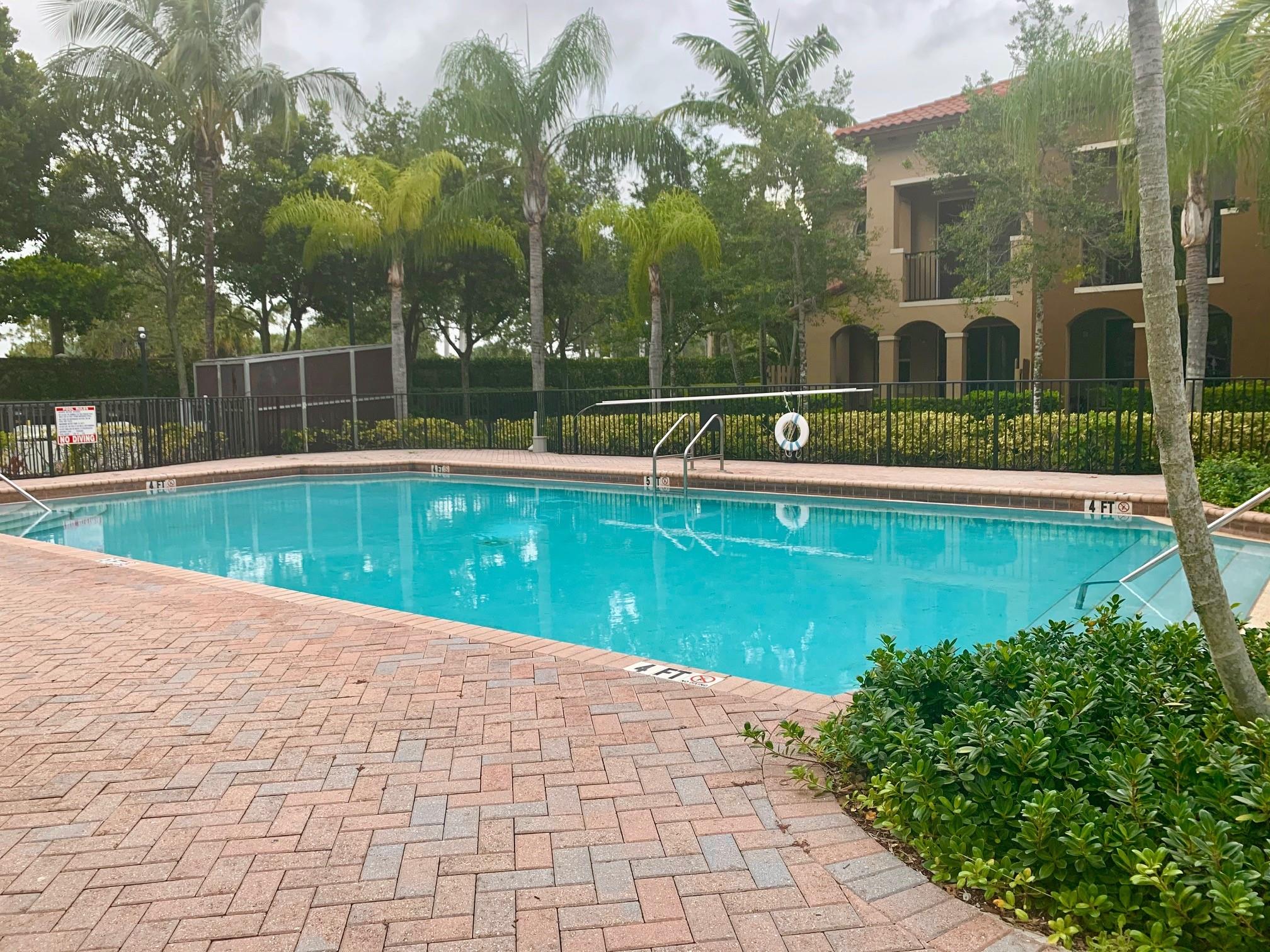 Links at Emerald Dunes - Residential Lease