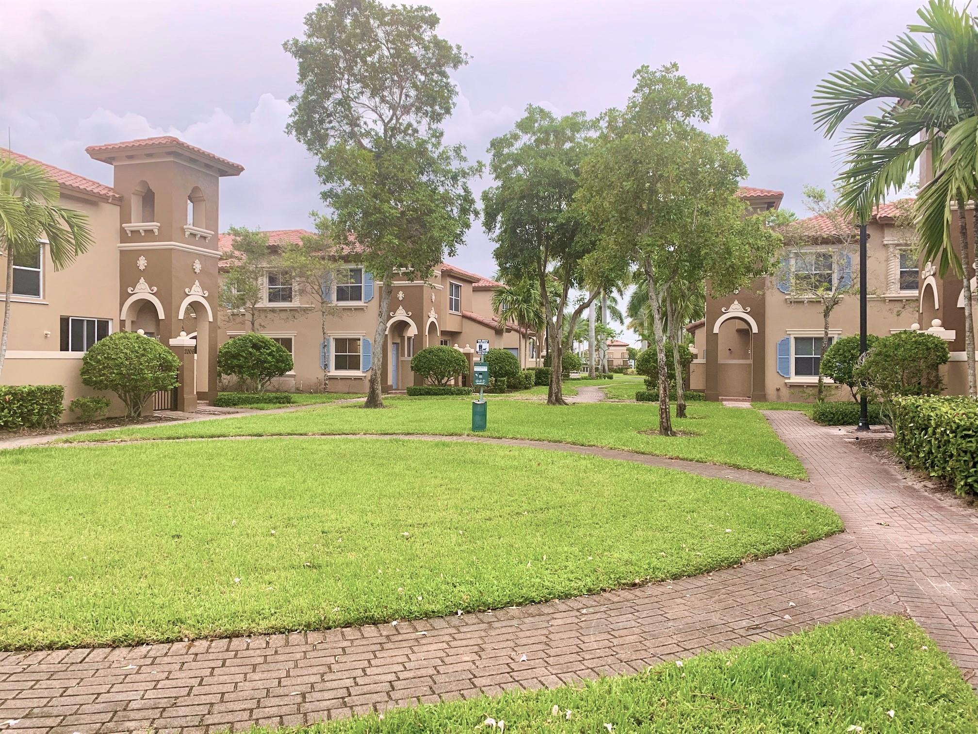 Links at Emerald Dunes - Residential Lease