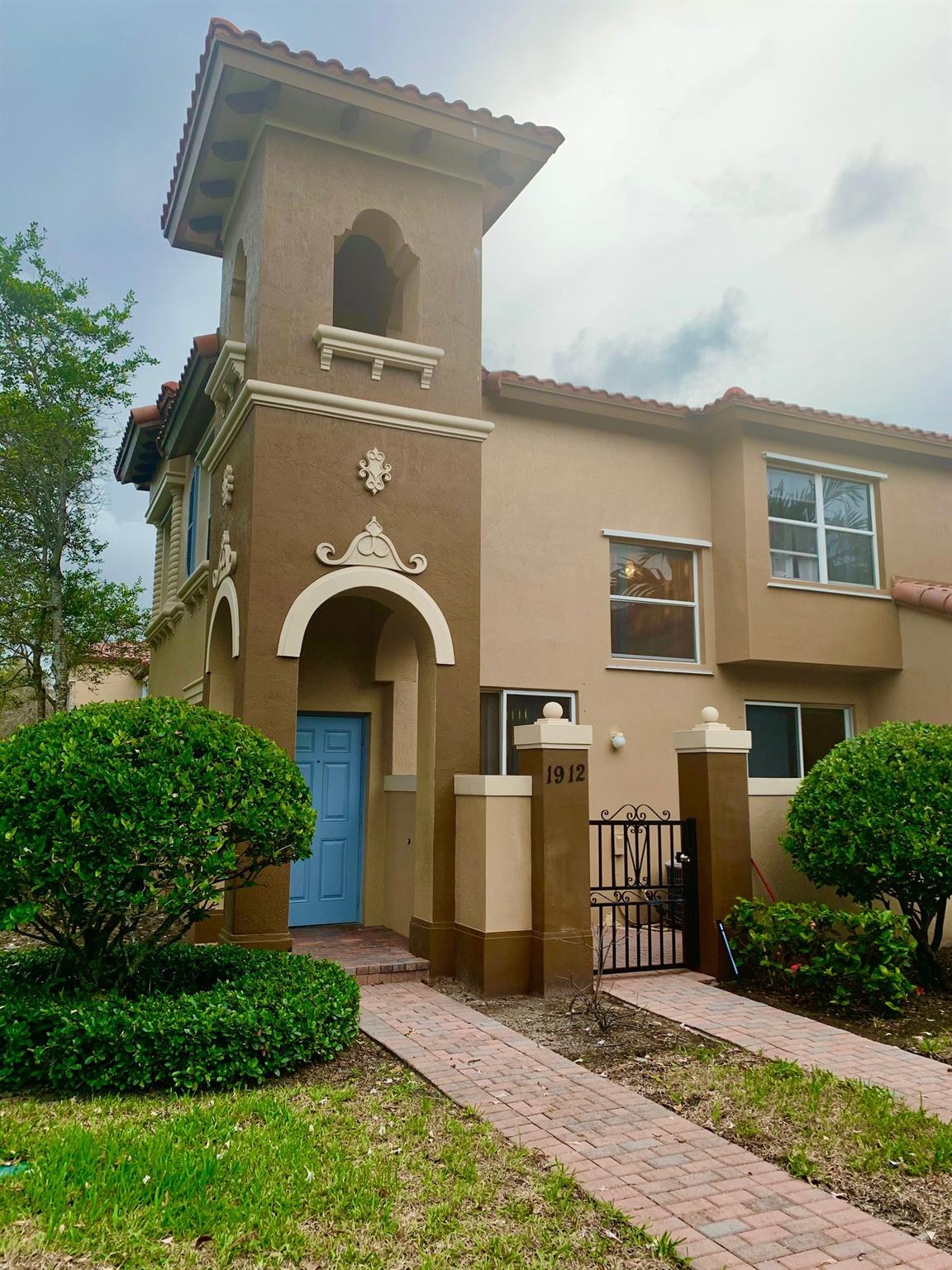 Links at Emerald Dunes - Residential Lease