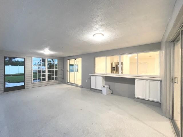 WATERWAY ESTATES GOLF PARK - Residential Lease