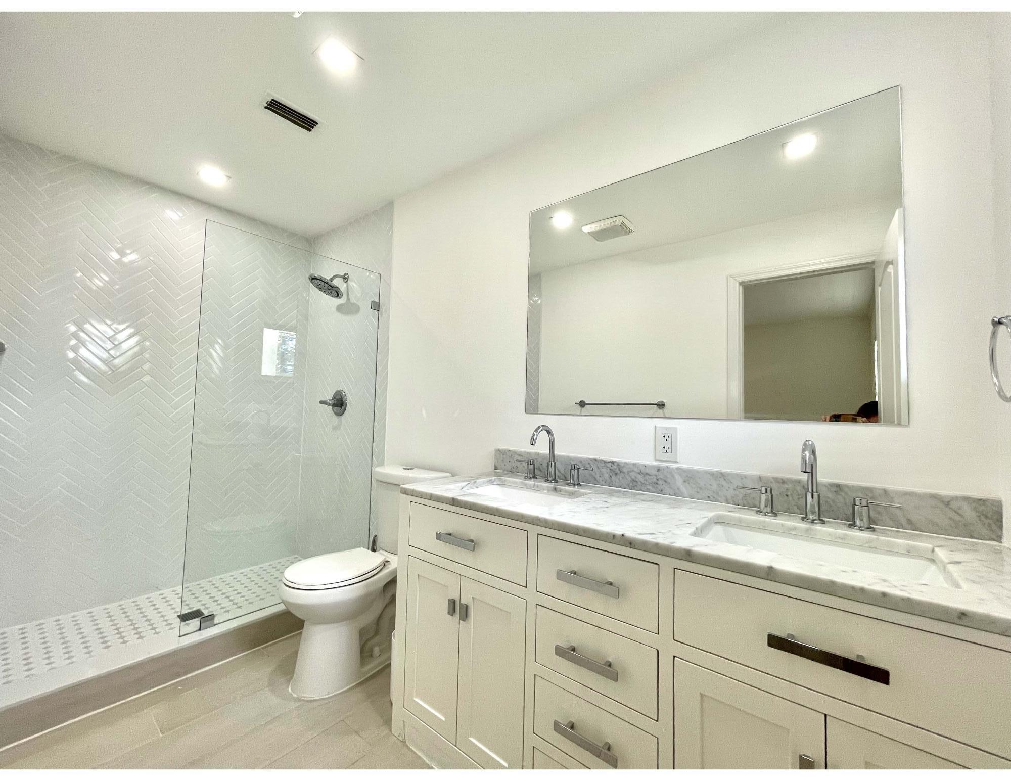 WATERWAY ESTATES GOLF PARK - Residential Lease