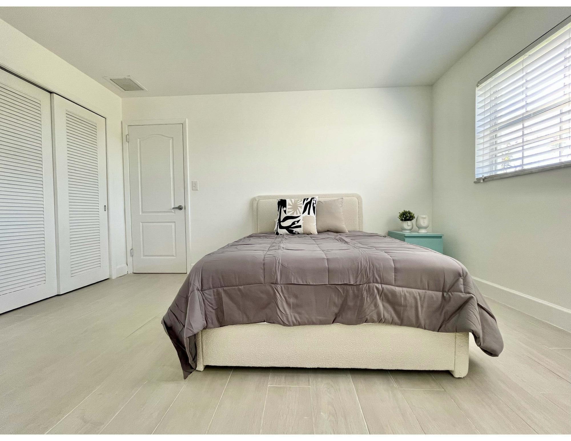 WATERWAY ESTATES GOLF PARK - Residential Lease