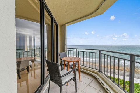 Condominium in Jupiter FL 19850 Beach Road 39.jpg