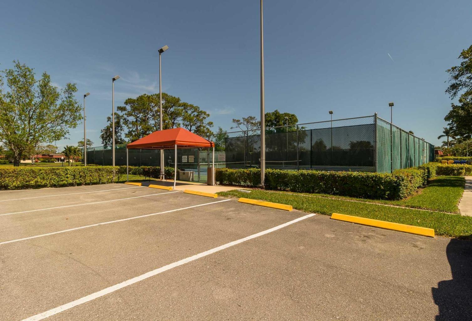 COVERED BRIDGE CONDO - Residential