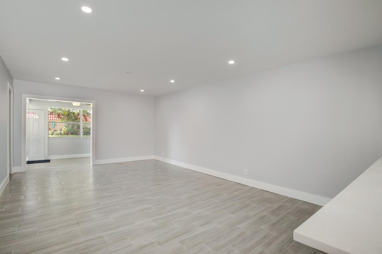 COVERED BRIDGE CONDO - Residential