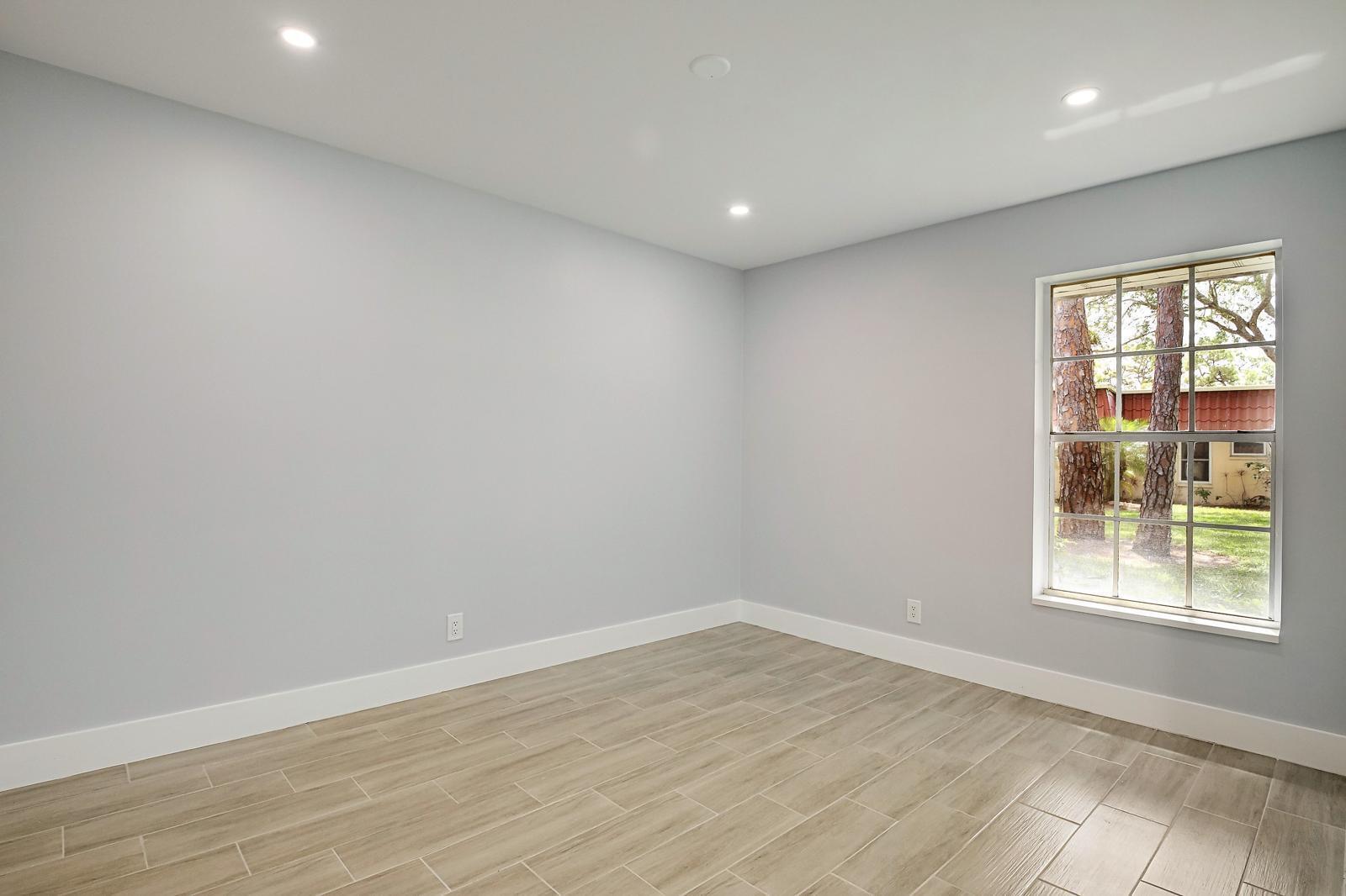 COVERED BRIDGE CONDO - Residential