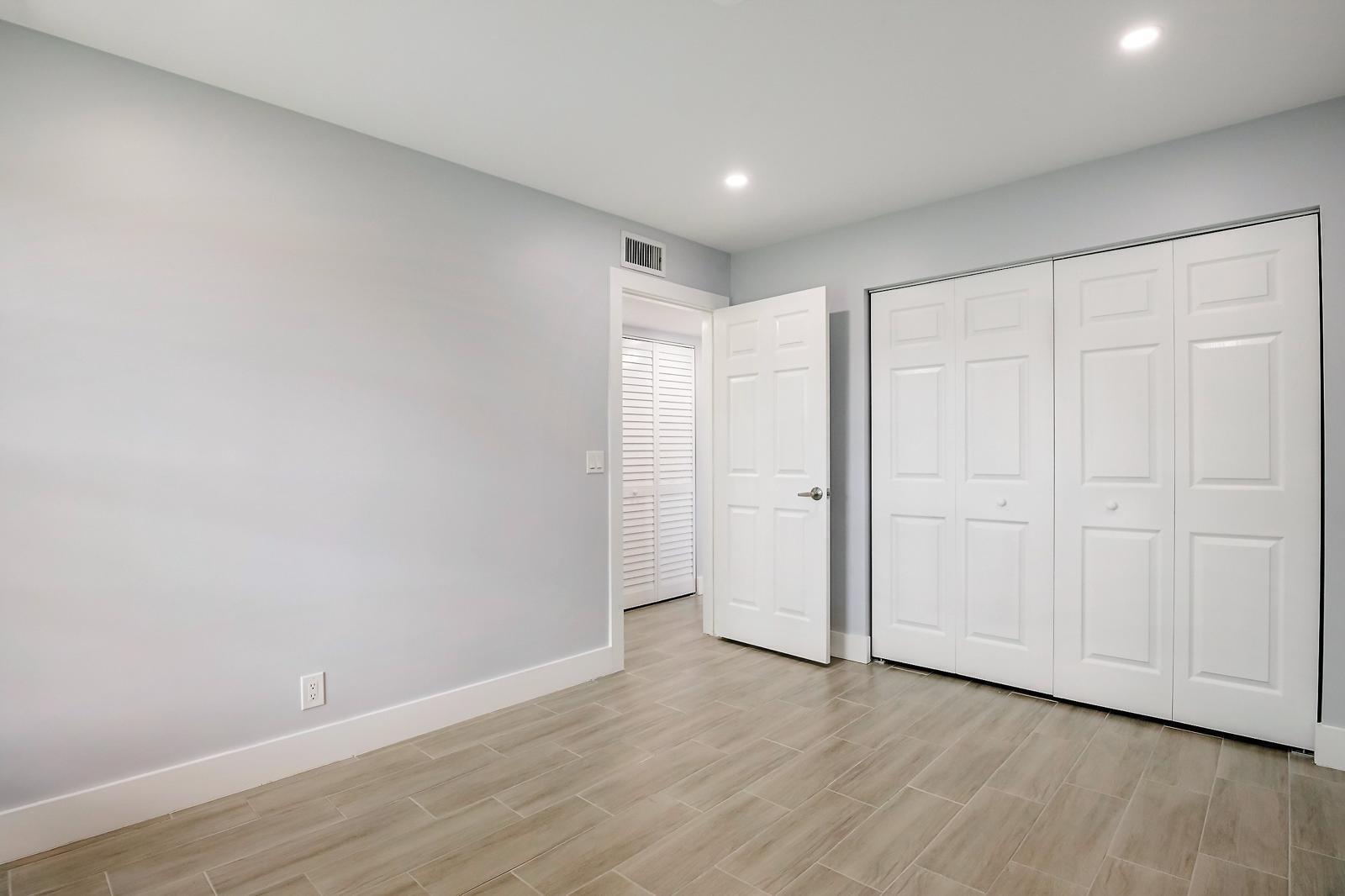 COVERED BRIDGE CONDO - Residential