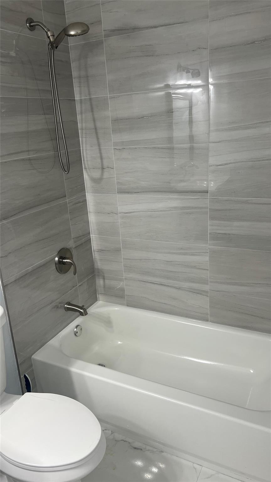 Feller Estates 72-35 B - Residential Lease