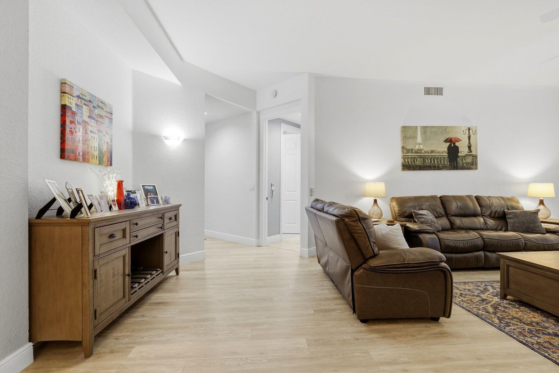 EXETER CONDOMINIUM - Residential