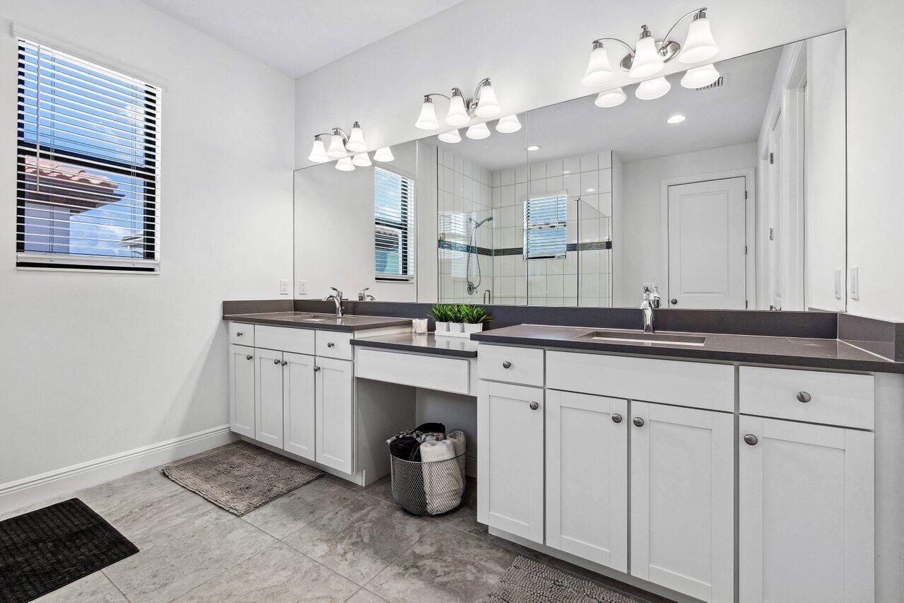 ALTON NEIGHBORHOOD - Residential