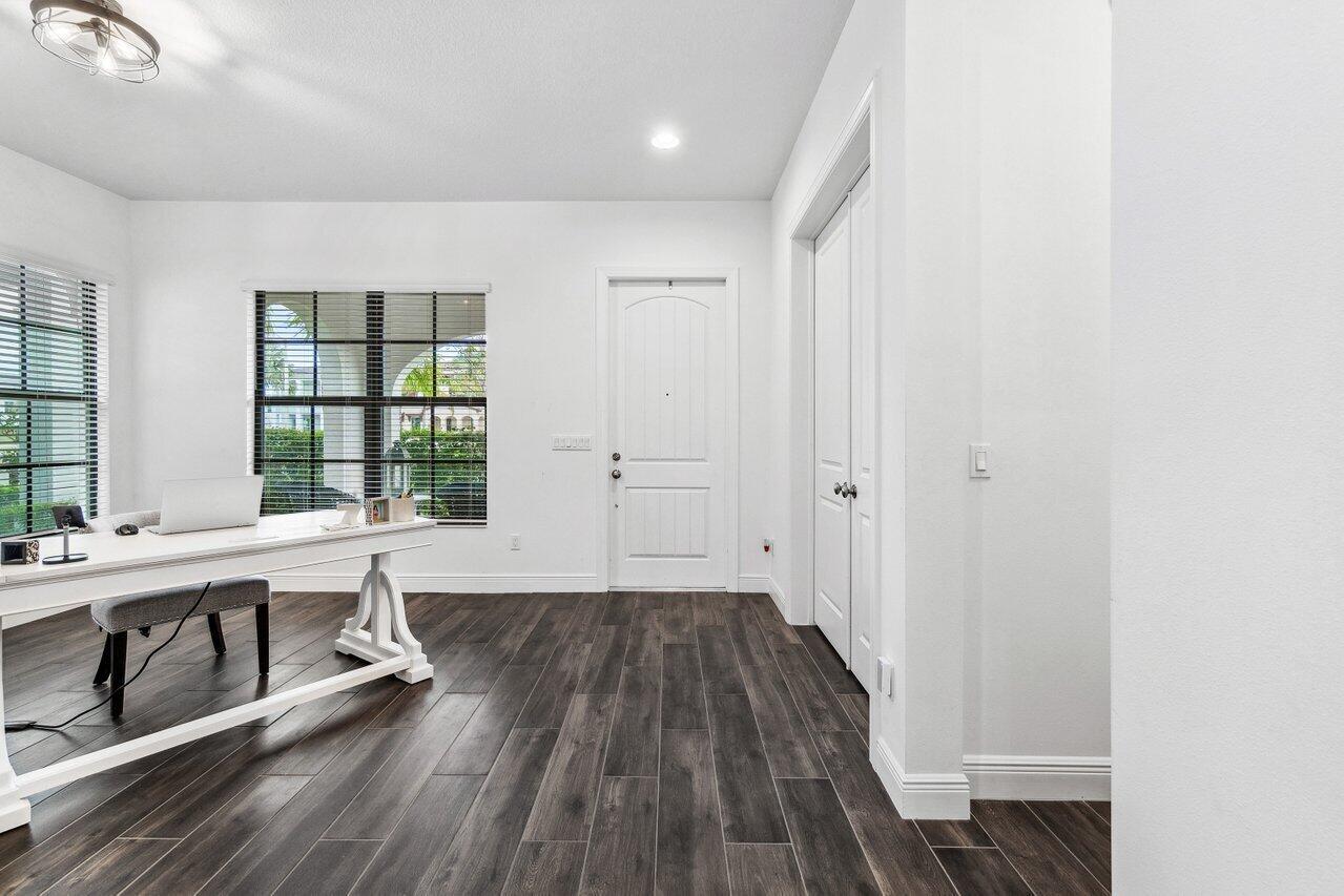 ALTON NEIGHBORHOOD - Residential