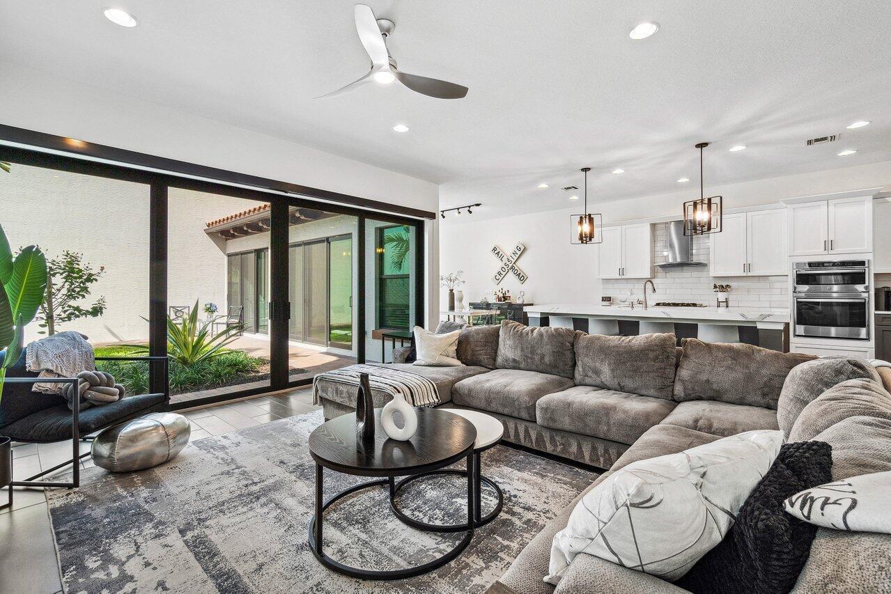 ALTON NEIGHBORHOOD - Residential