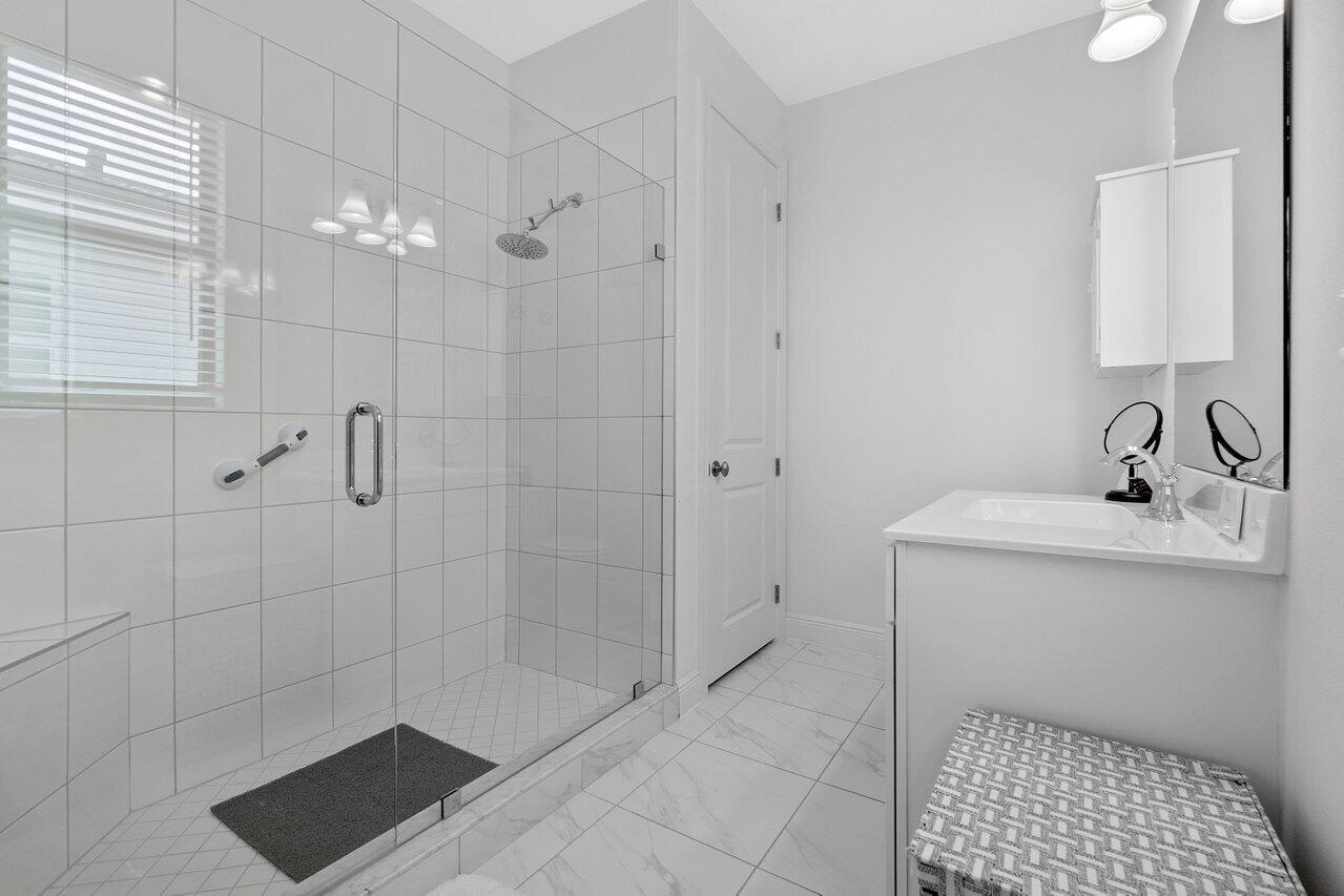 ALTON NEIGHBORHOOD - Residential