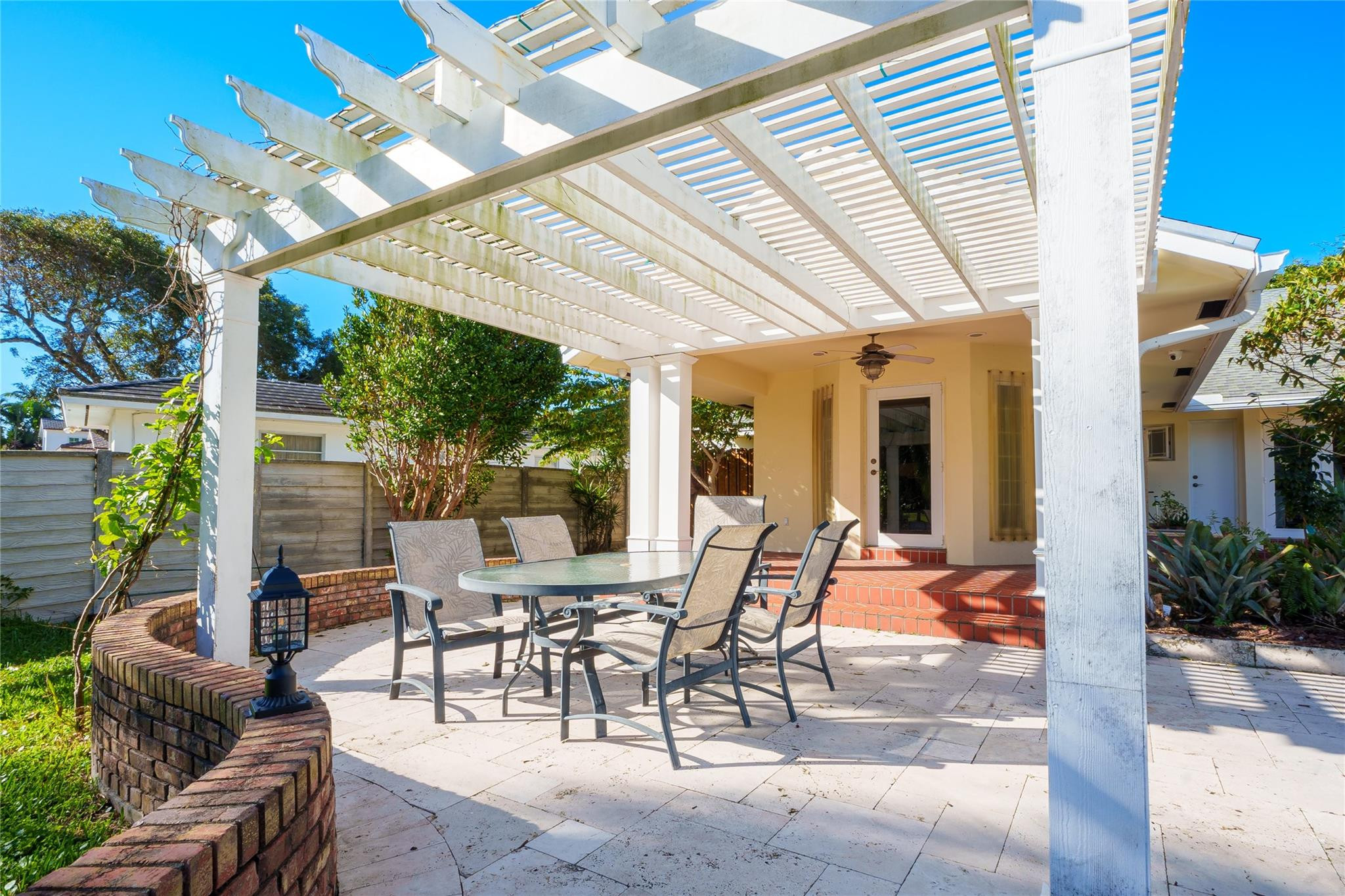 Rio Vista - Residential