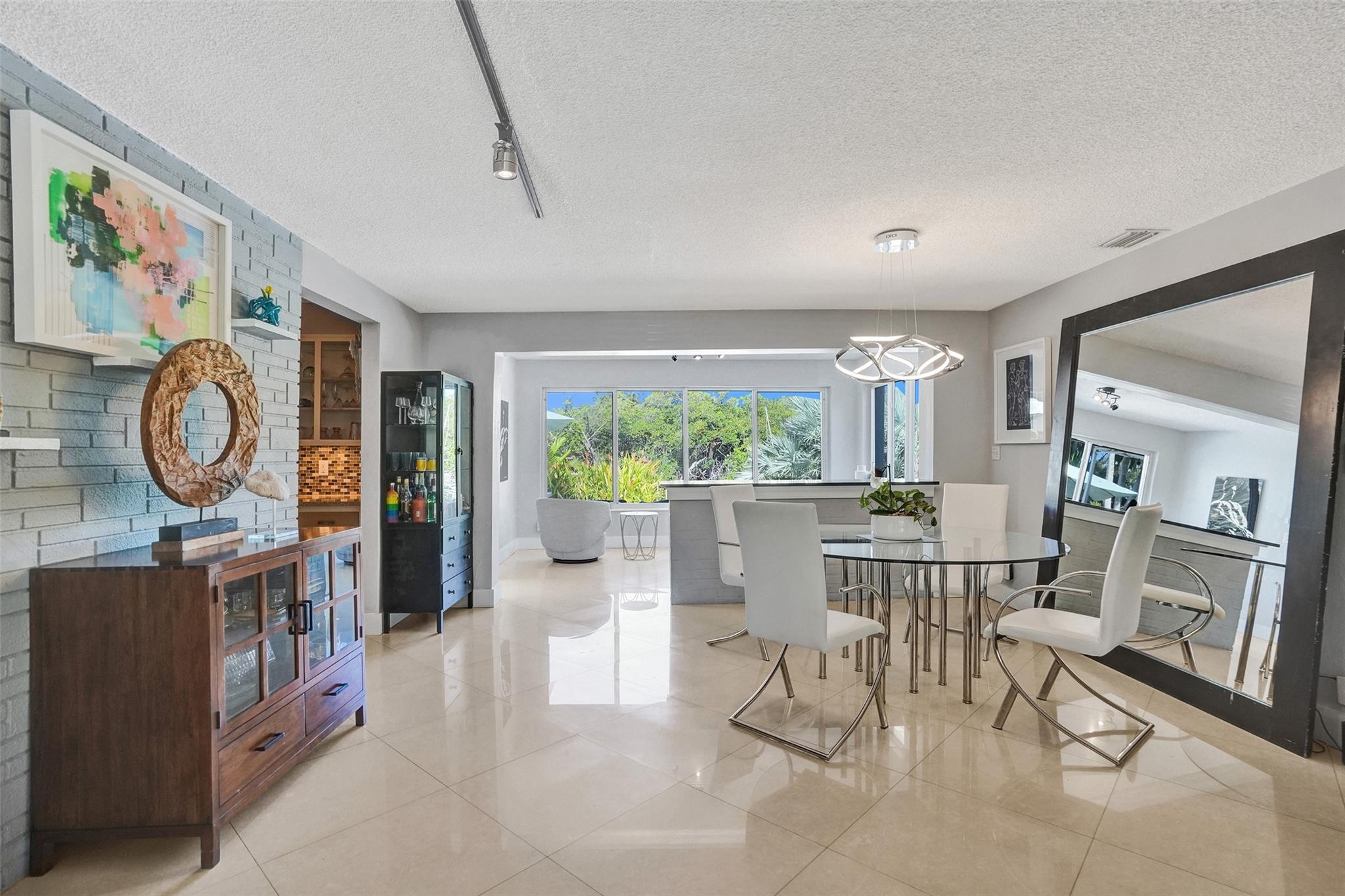 Tropical Manors Add 35-1 - Residential