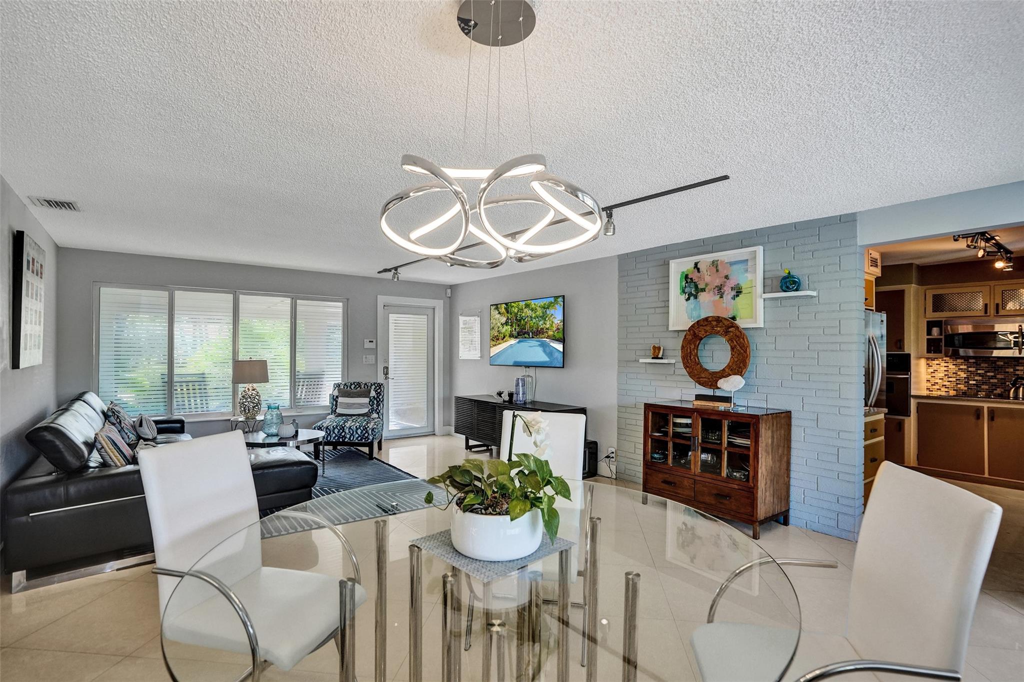 Tropical Manors Add 35-1 - Residential