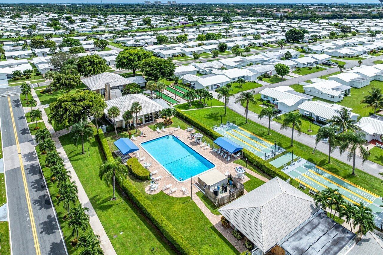 PALM BEACH LEISUREVILLE SEC 5 - Residential