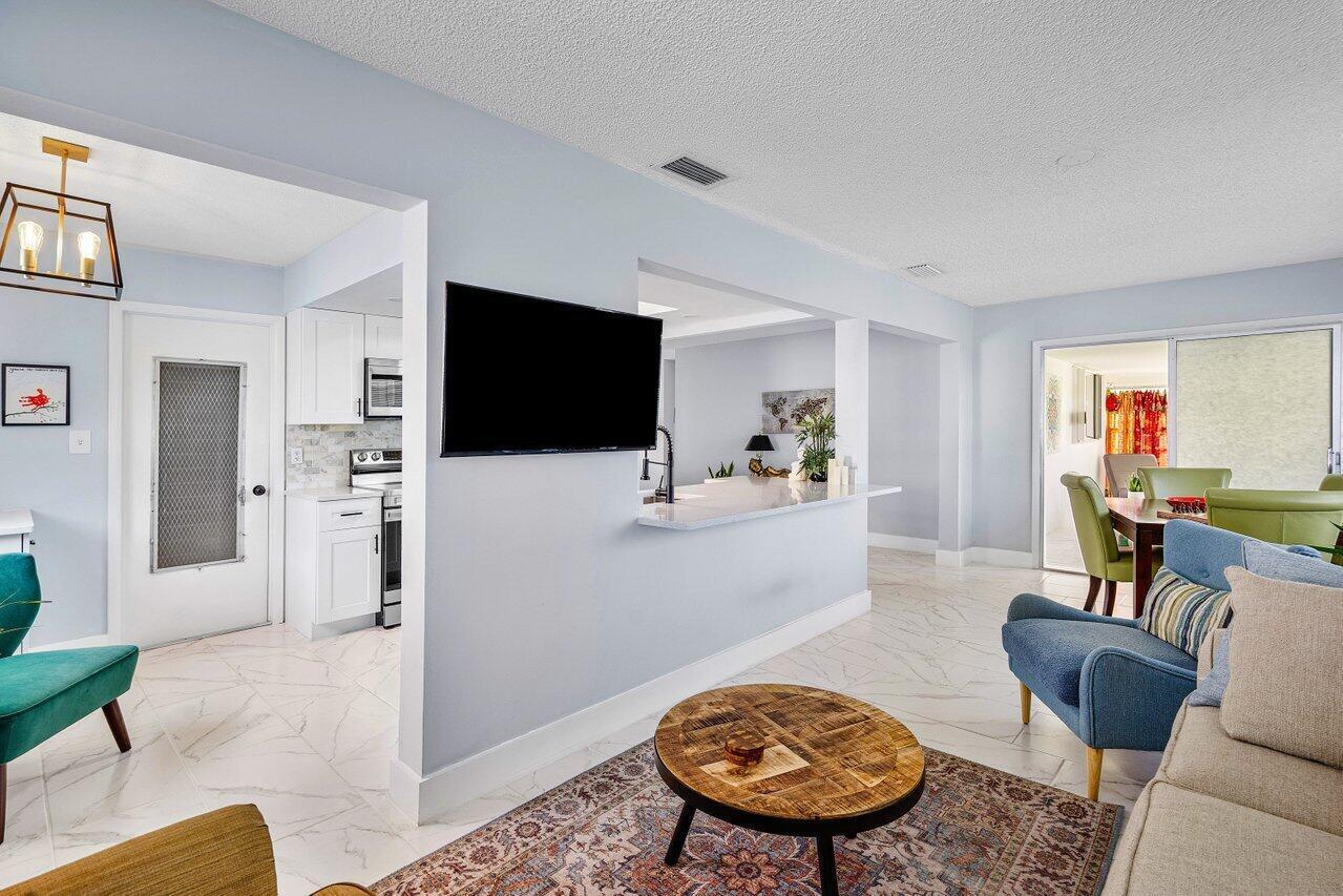 PALM BEACH LEISUREVILLE SEC 5 - Residential