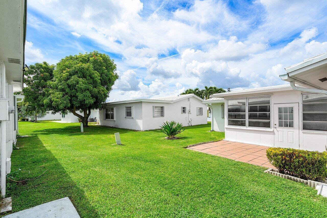 PALM BEACH LEISUREVILLE SEC 5 - Residential