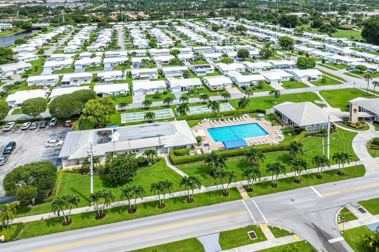 PALM BEACH LEISUREVILLE SEC 5 - Residential