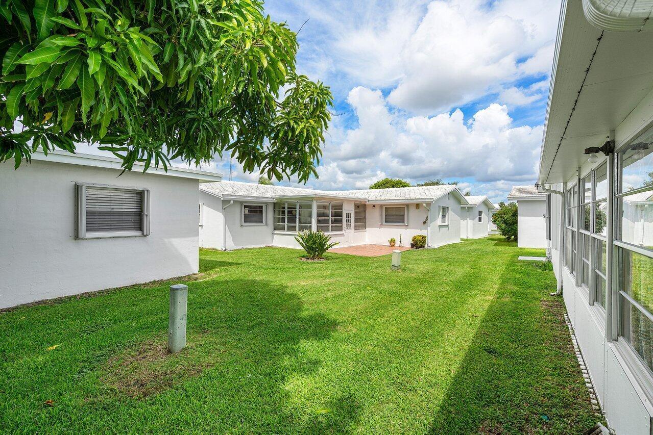 PALM BEACH LEISUREVILLE SEC 5 - Residential