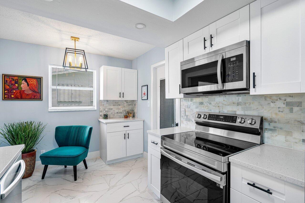 PALM BEACH LEISUREVILLE SEC 5 - Residential