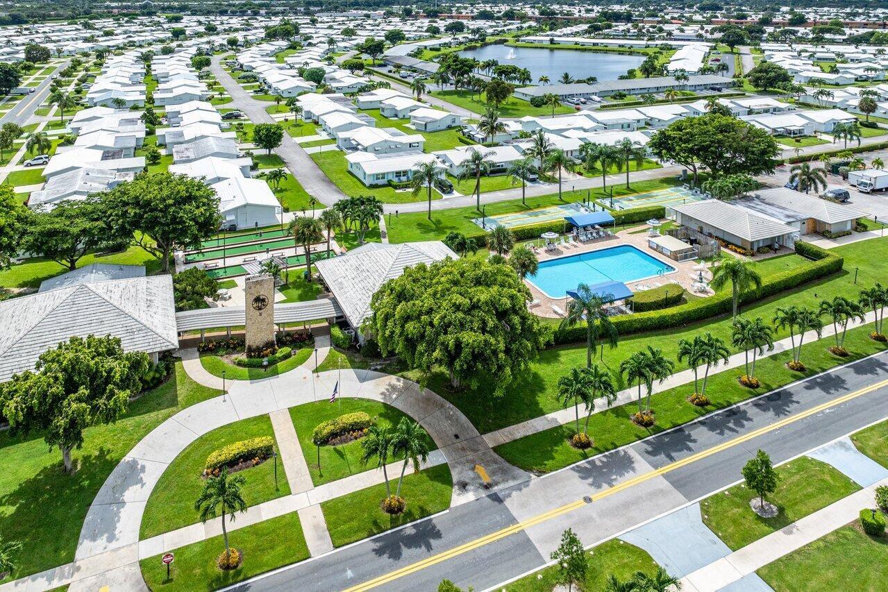 PALM BEACH LEISUREVILLE SEC 5 - Residential