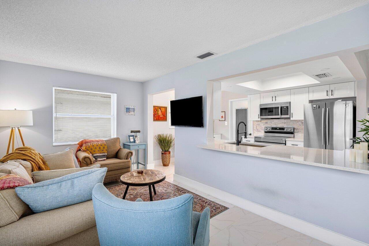 PALM BEACH LEISUREVILLE SEC 5 - Residential