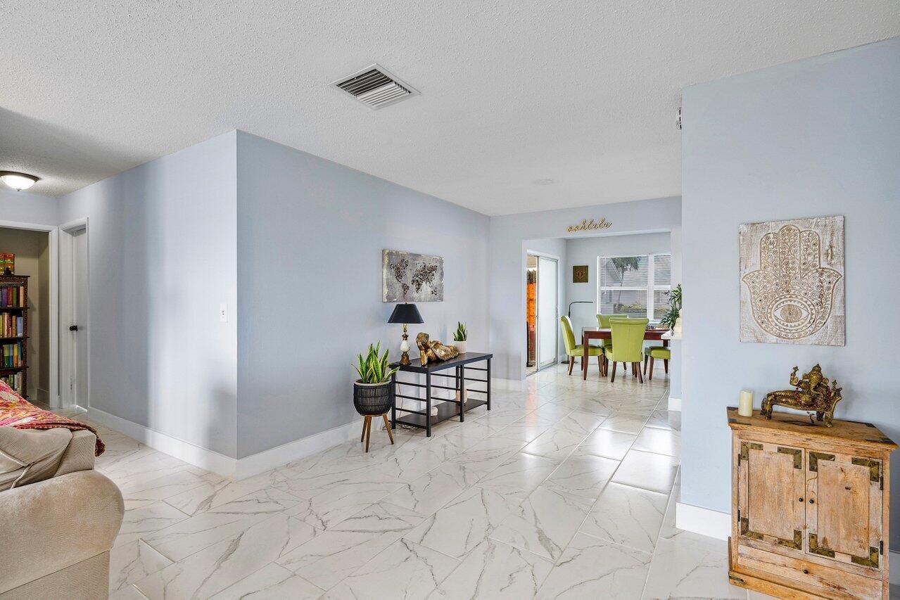 PALM BEACH LEISUREVILLE SEC 5 - Residential