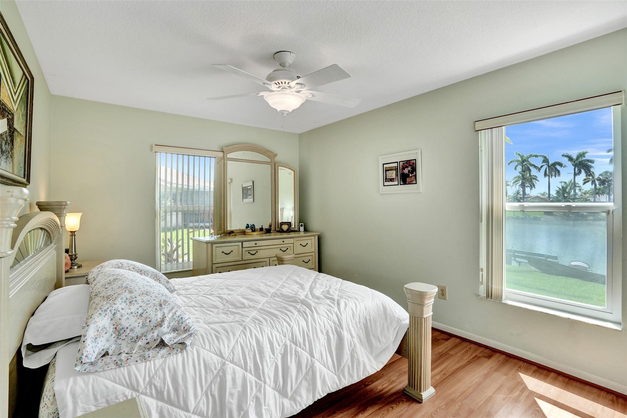Sunflower Margate 82-38 B - Residential