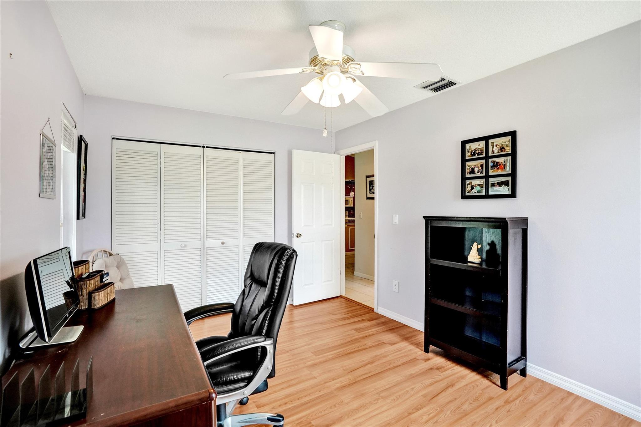 Sunflower Margate 82-38 B - Residential