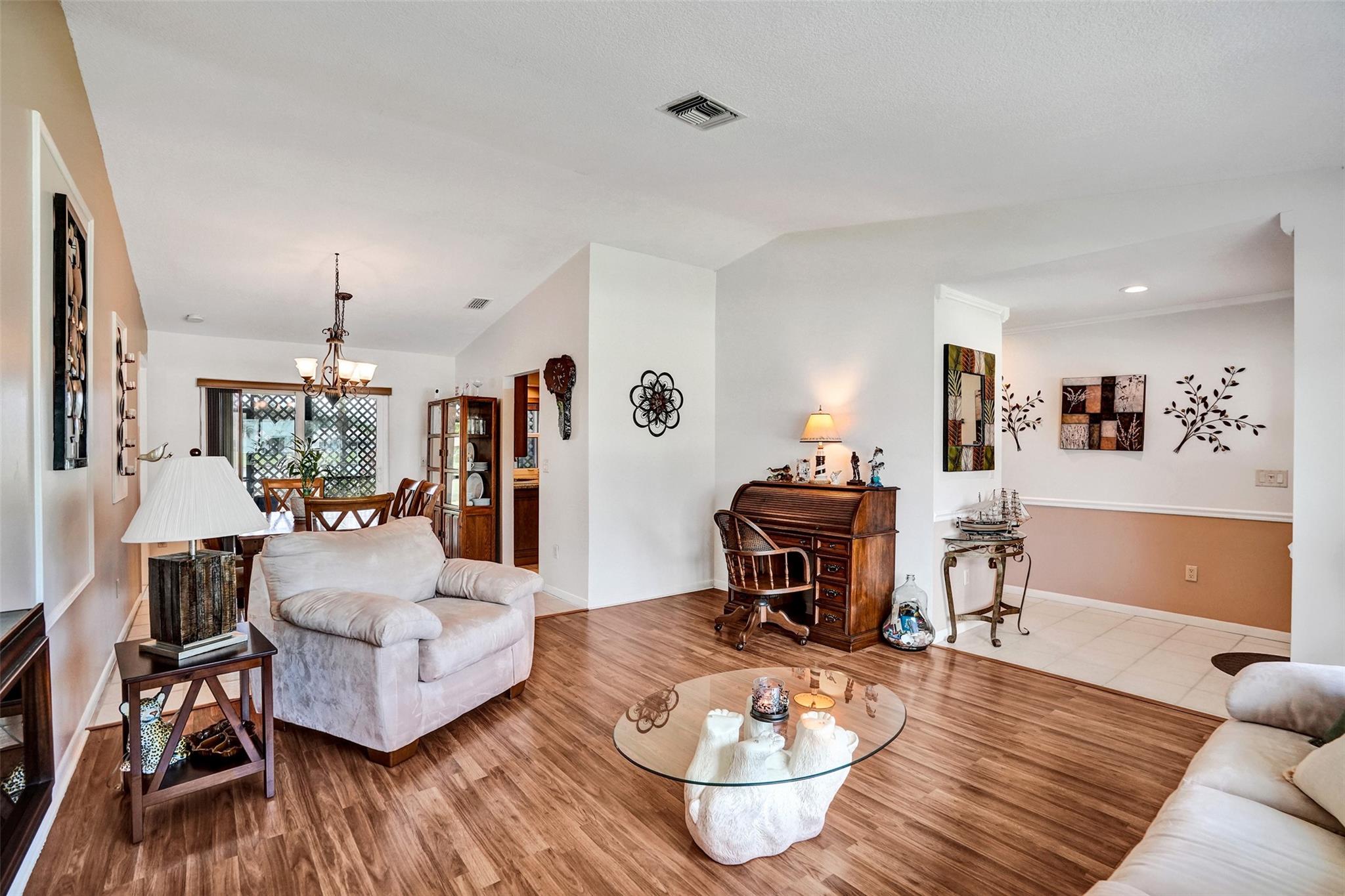 Sunflower Margate 82-38 B - Residential