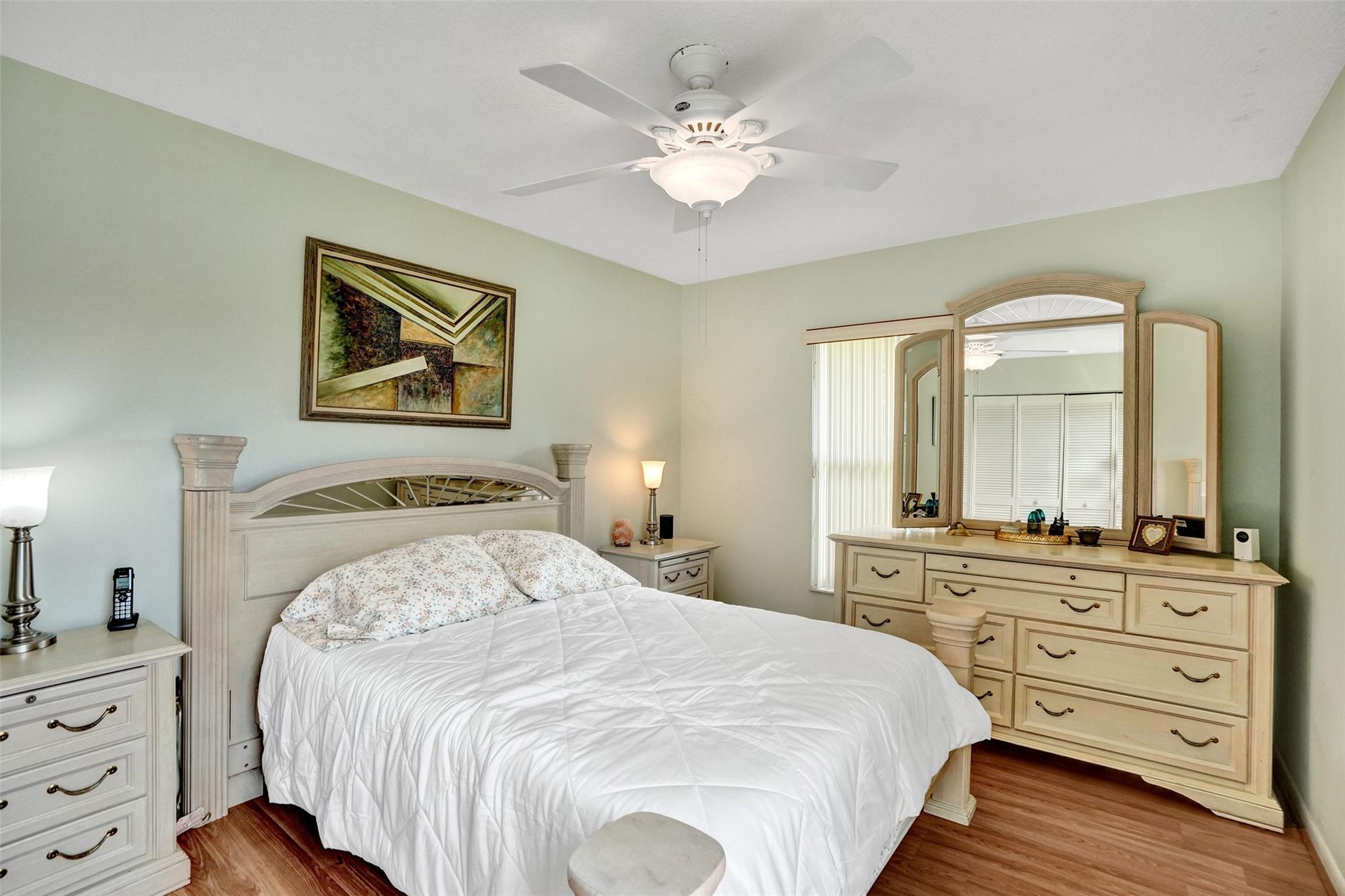 Sunflower Margate 82-38 B - Residential