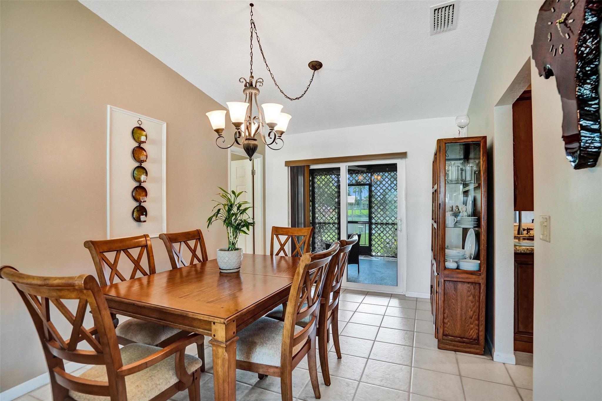 Sunflower Margate 82-38 B - Residential