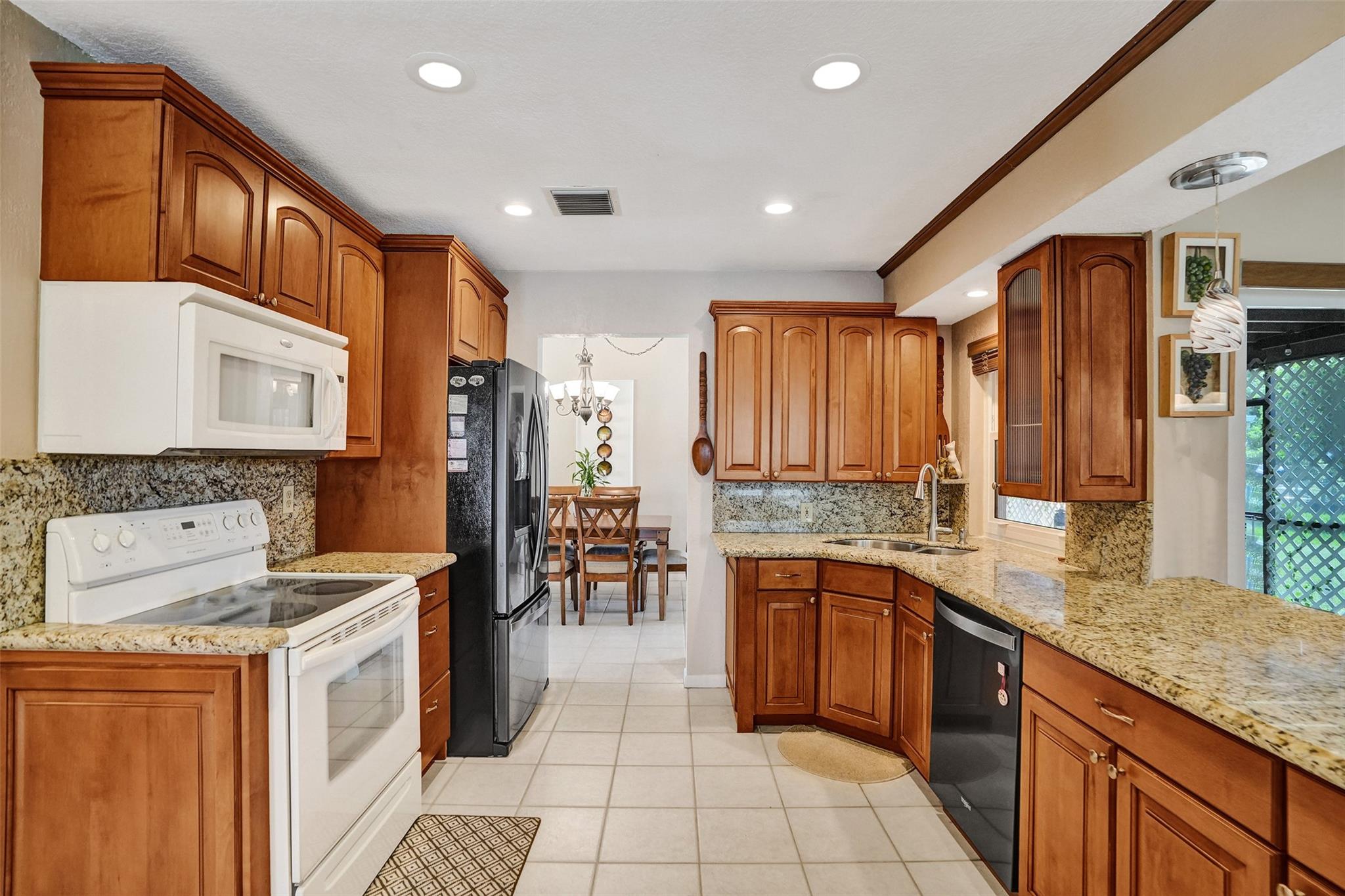 Sunflower Margate 82-38 B - Residential